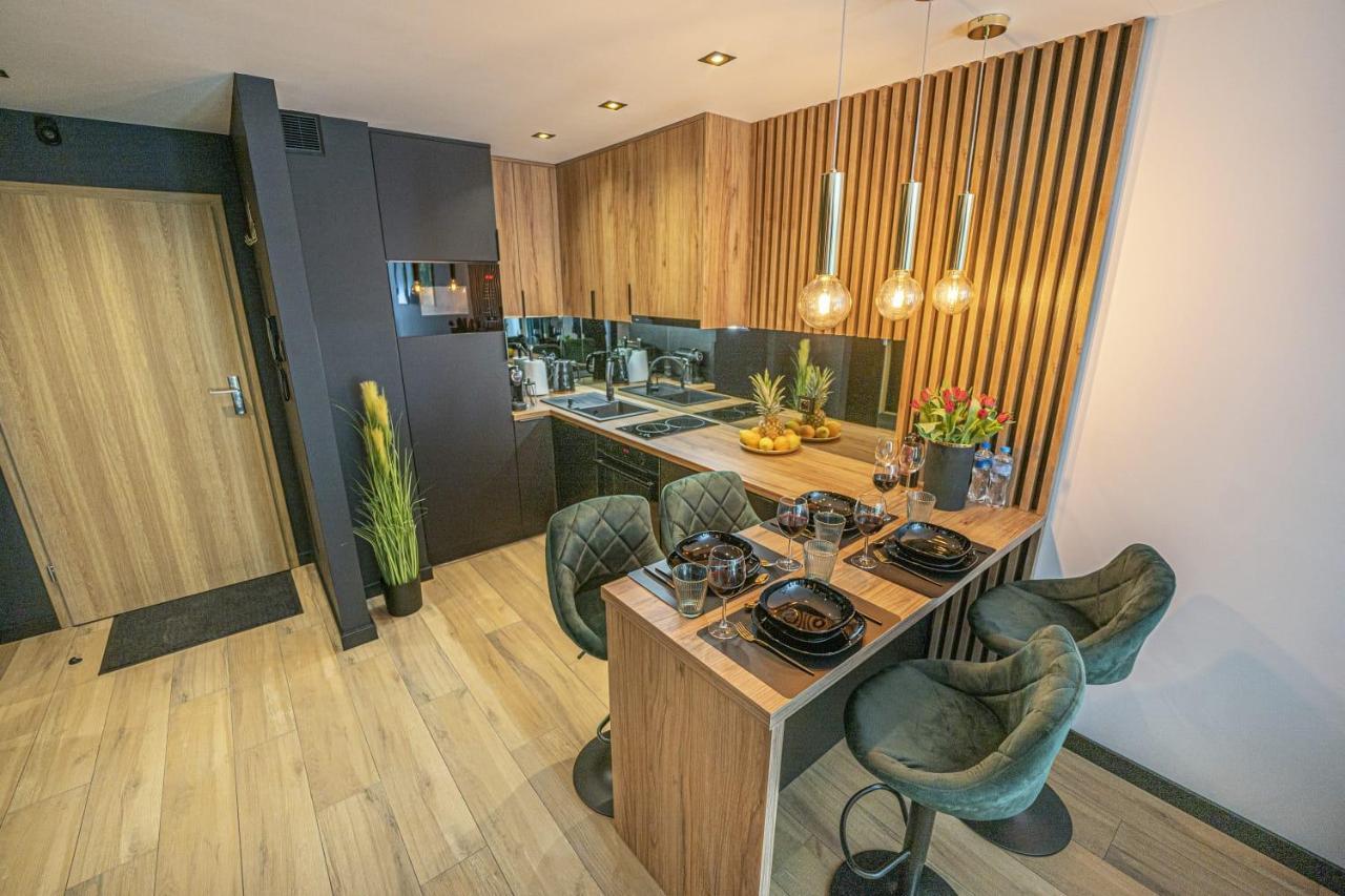 Apartament Black Diamond シクラルスカ・ポレンバ エクステリア 写真