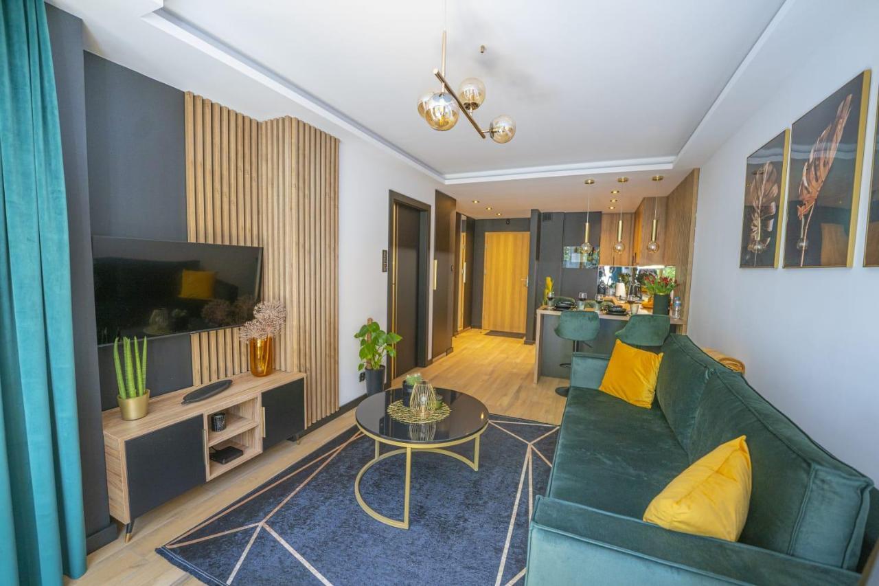 Apartament Black Diamond シクラルスカ・ポレンバ エクステリア 写真