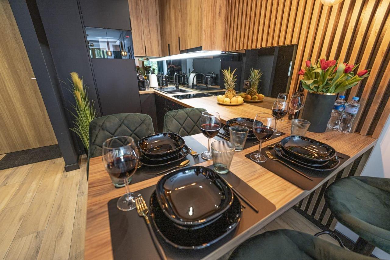 Apartament Black Diamond シクラルスカ・ポレンバ エクステリア 写真